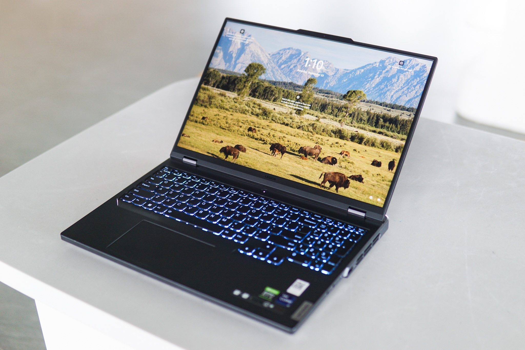 Laptop gaming có màn hình 240 Hz